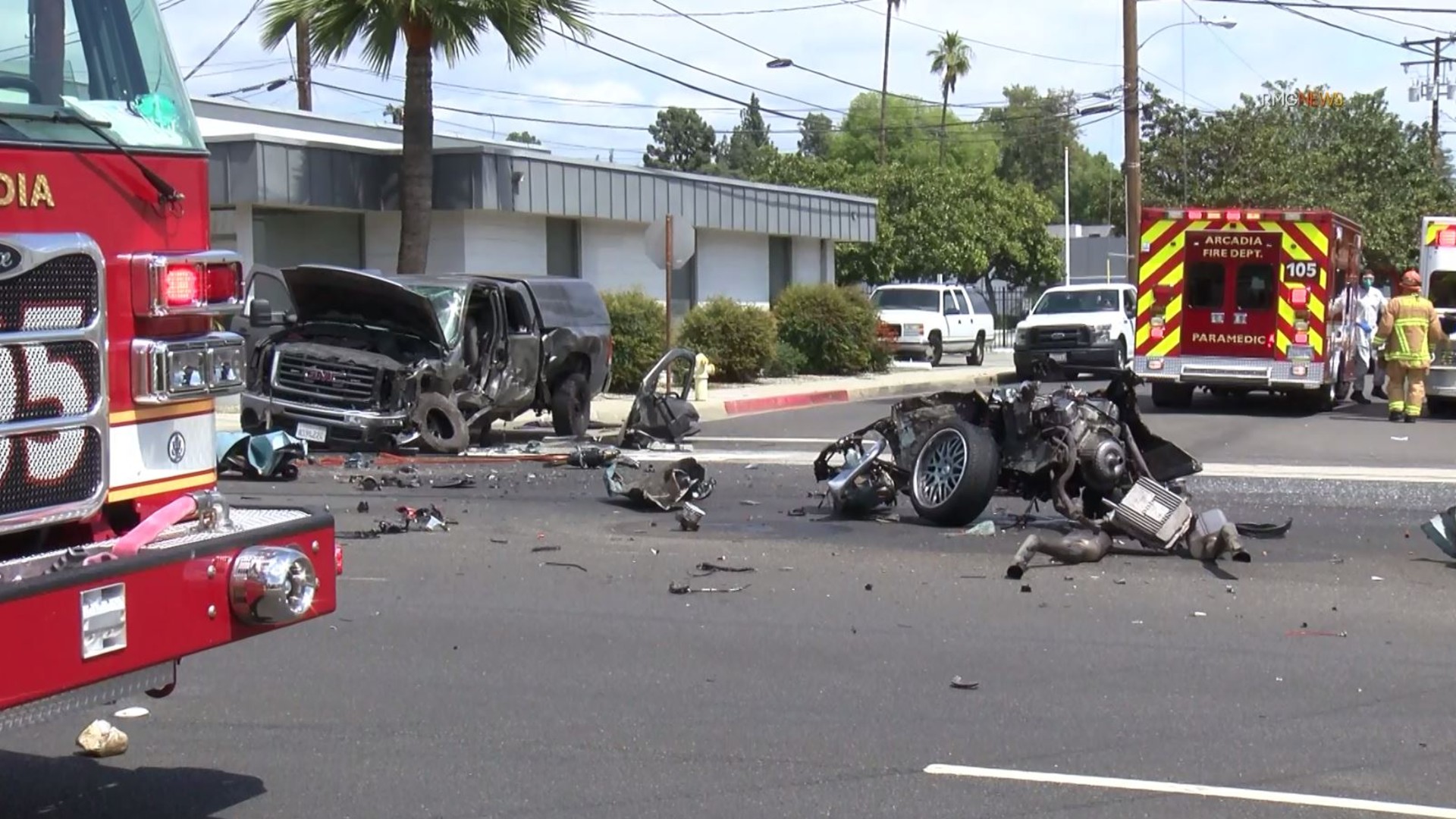 Authorities investigate the scene of a violent crash along Myrtle Avenue in Monrovia on April 4, 2020. (RMG News)