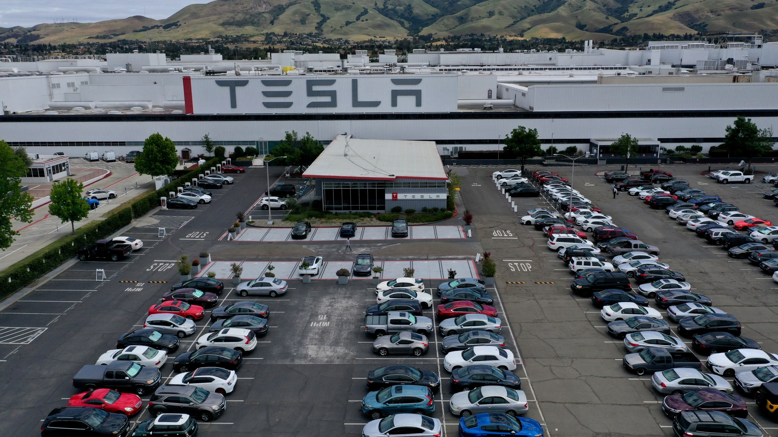 The Tesla factory in Fremont is seen on May 13, 2020. (Justin Sullivan / Getty Images)