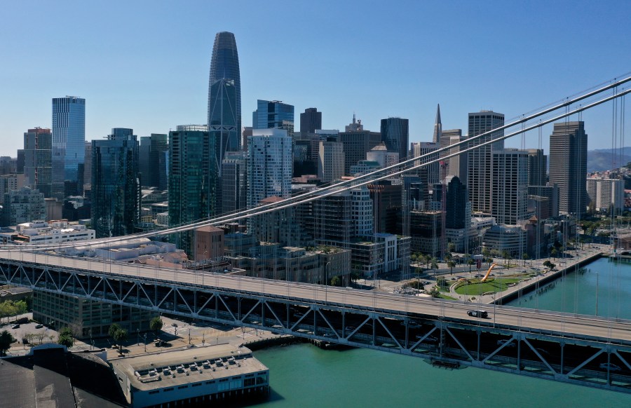 A California Highway Patrol car drives across the San Francisco – Oakland Bay Bridge on April 01, 2020.(Justin: Sullivan/Getty Images)