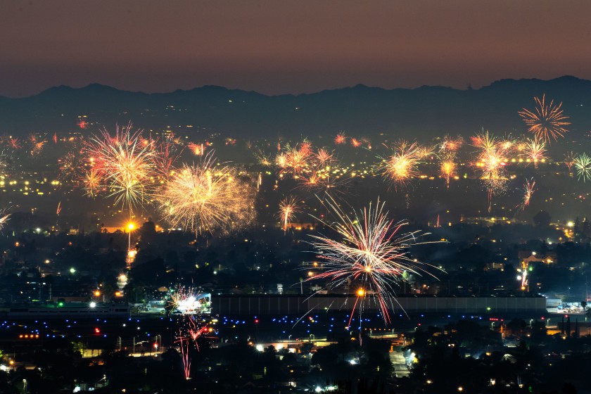 Fireworks over North Hollywood, as seen from Burbank on July 4, 2020. ((Kent Nishimura / Los Angeles Times)