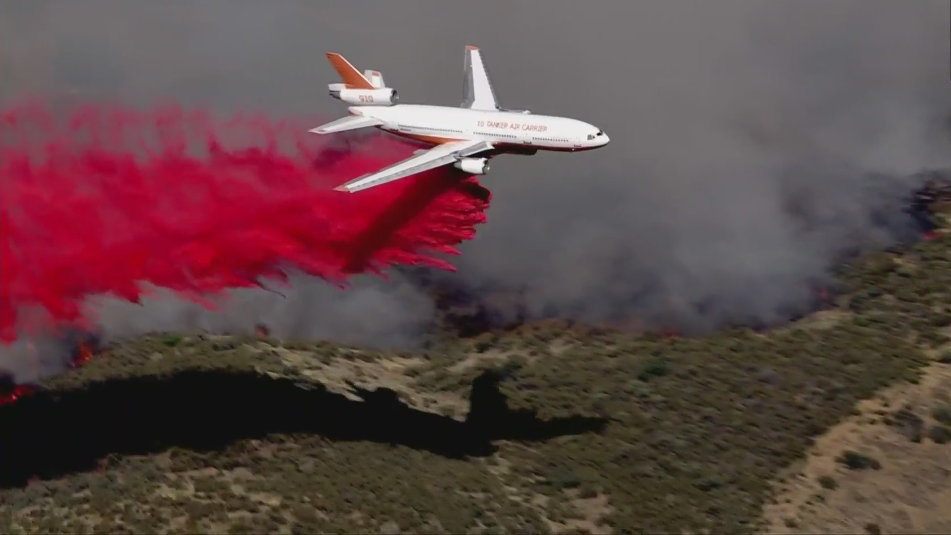 The Rowher Fire burns west of Agua Dulce on July 1, 2020. (KTLA)