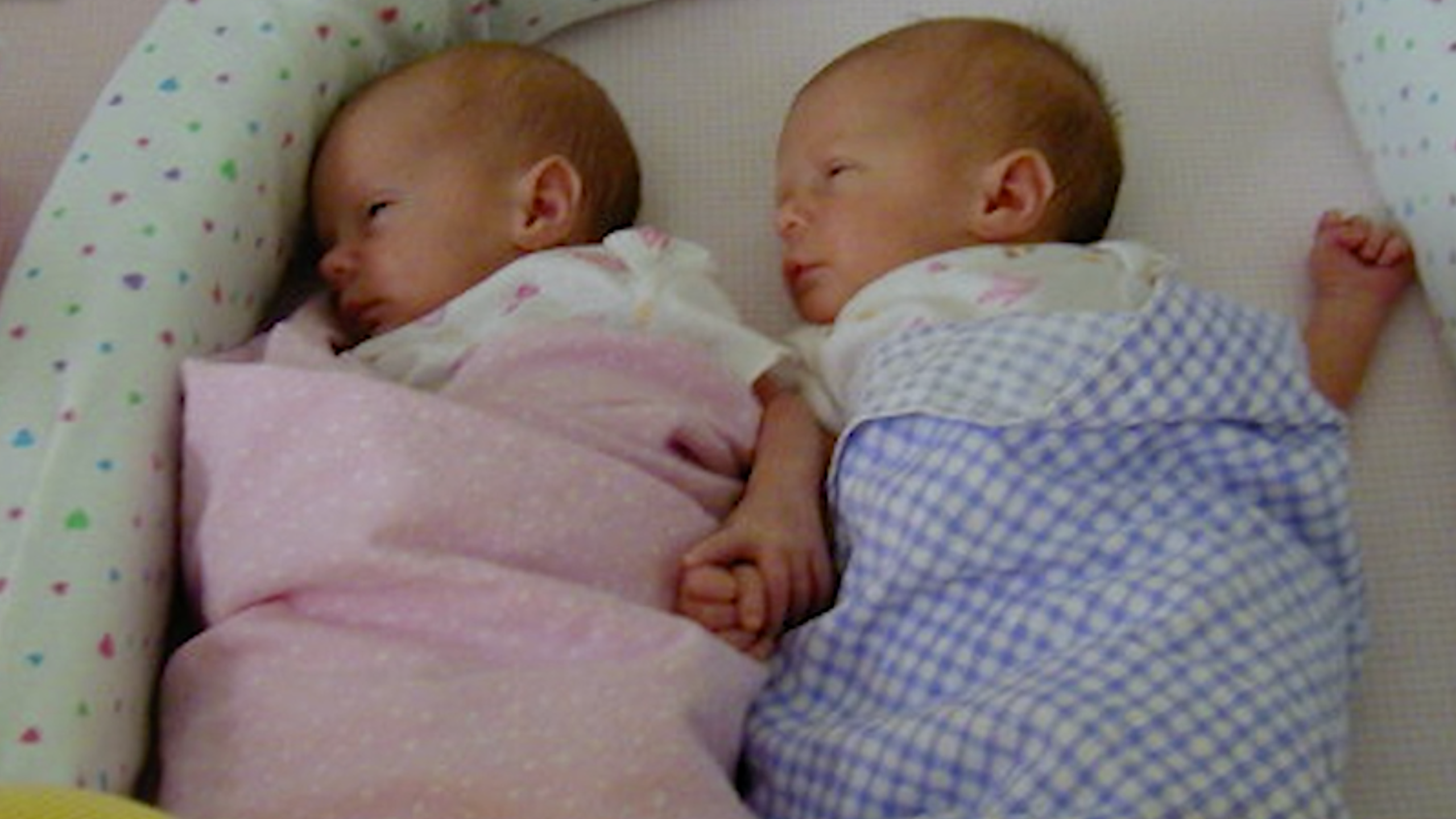 Twins Aspen and Ashley Somers are seen in a baby photo of them shared by their family.