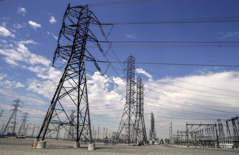 Electricity distribution lines at Southern California Edison’s grid control center in Ontario. (Irfan Khan / Los Angeles Times)