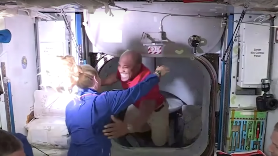 Victor Glover arrives at the International Space Station on Nov. 17, 2020. (NASA)