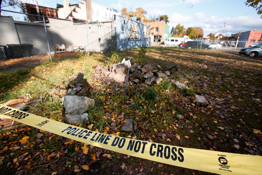 Crime scene tape stretched across the location where 10 people were shot last night at Al's Place Barber Shop November 7, 2013 in Detroit, Michigan. (Bill Pugliano/Getty Images)Crime scene tape stretched across the location where 10 people were shot last night at Al's Place Barber Shop November 7, 2013 in Detroit, Michigan. (Bill Pugliano/Getty Images)