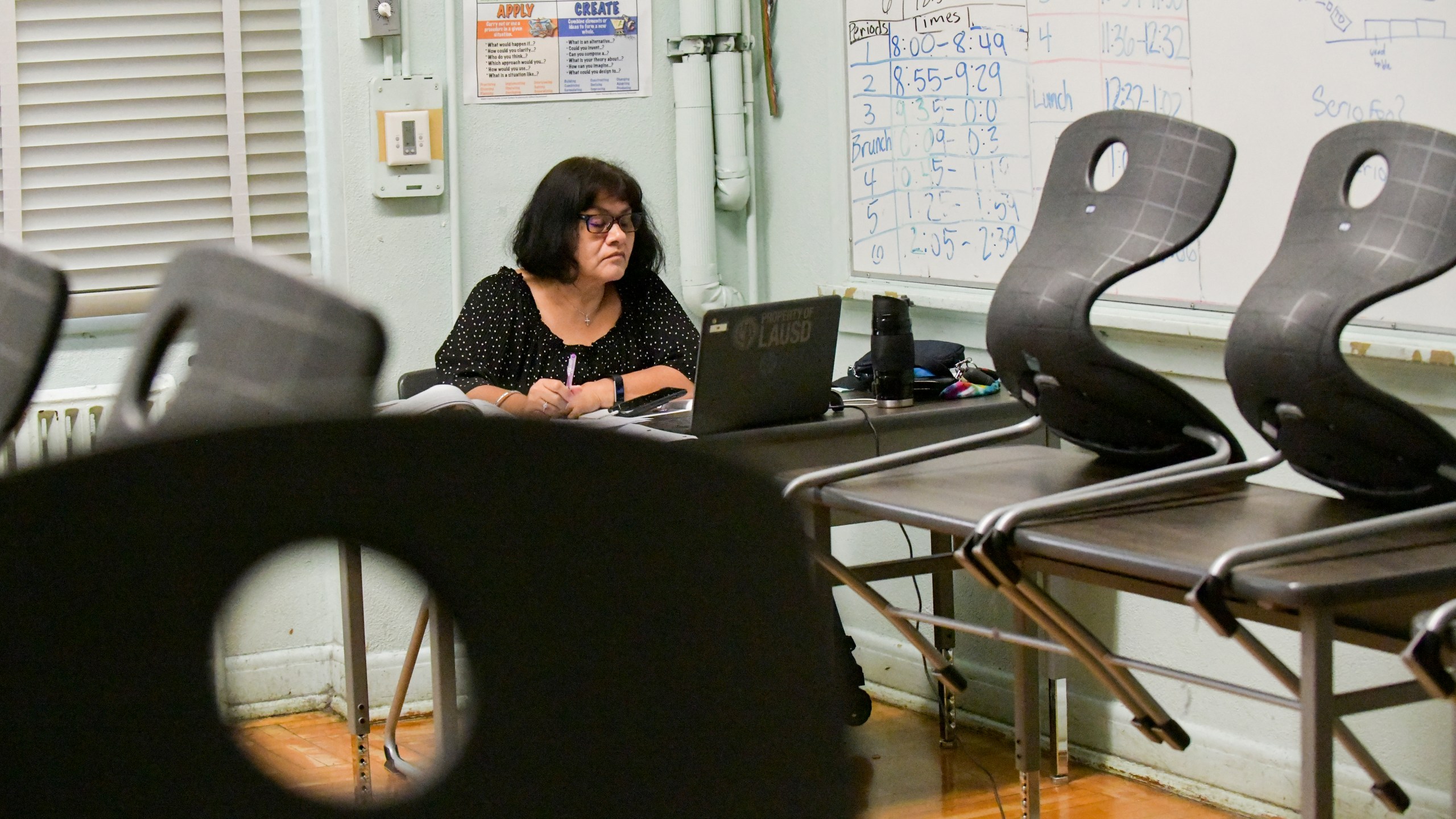 Hollywood High teacher's assistant Yolanda Franco conducts class remotely on Sept. 8, 2020 in Los Angeles. (Rodin Eckenroth/Getty Images)