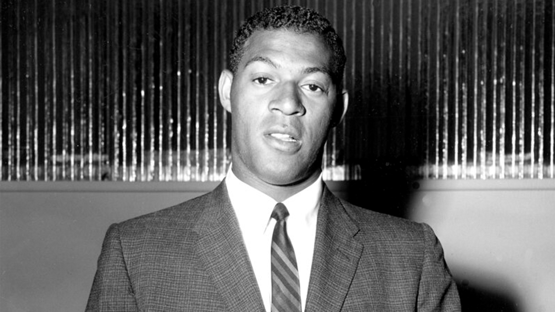 Elgin Baylor is shown during an NBA signing event in Minneapolis on June 14, 1958. (AP Photo)