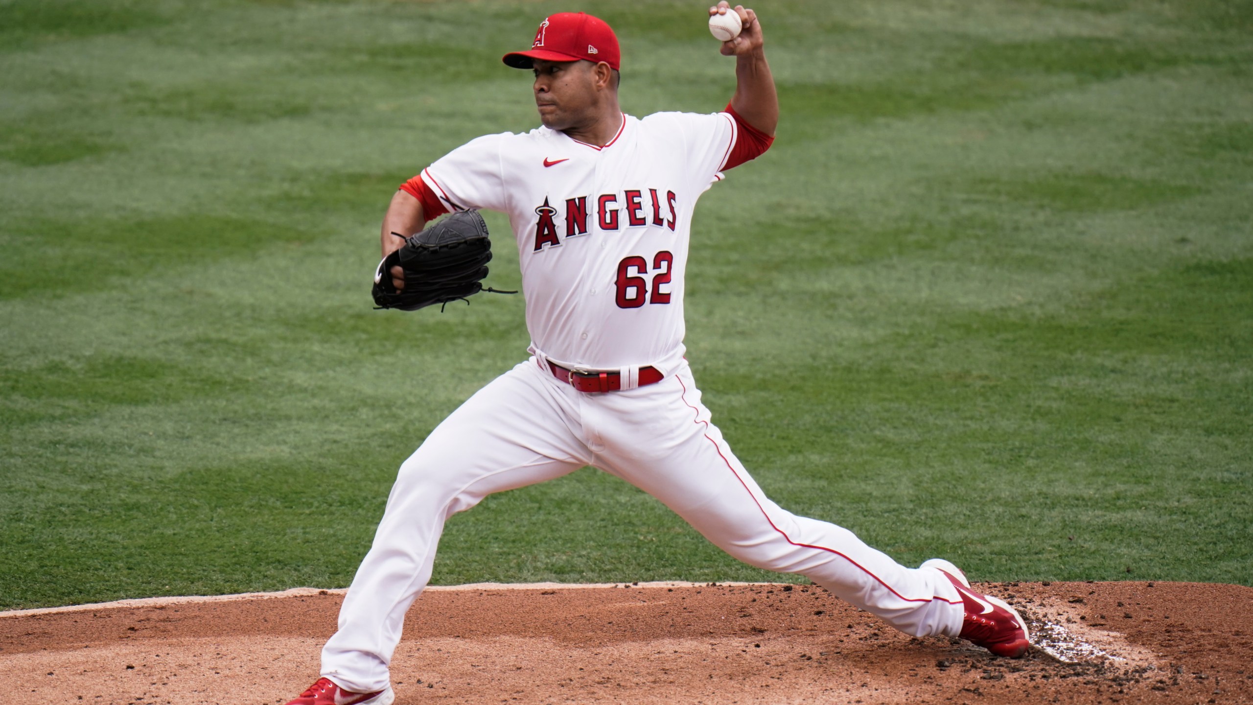 Los Angeles Angels starting pitcher Jose Quintana throws against the Texas Rangers during the first inning of a baseball game in Anaheim on April 21, 2021. (Jae C. Hong / Associated Press)