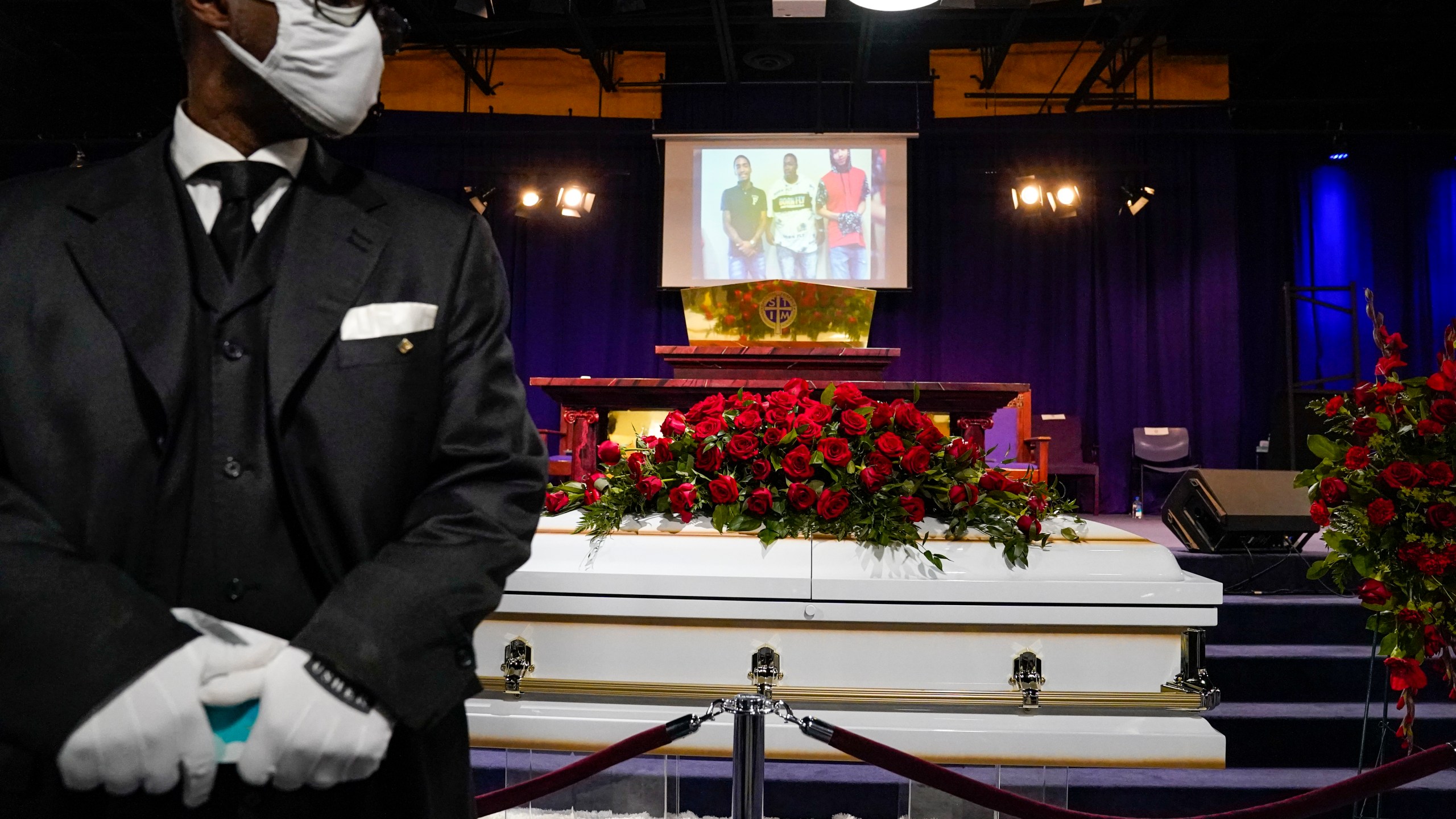 The casket of Daunte Wright rests in place before funeral services at Shiloh Temple International Ministries in Minneapolis on April 22, 2021. (John Minchillo, Pool)