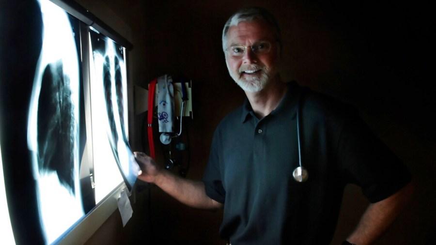 This March 12, 2009 file photo shows Dr. Robert Lesslie in Rock Hill, S.C. Authorities say a gunman, identified as former NFL player Phillip Adams, killed Lesslie, his wife and grandchildren on Wednesday, April 7, 2021 in Rock Hill. (John D. Simmons/The Charlotte Observer via AP)