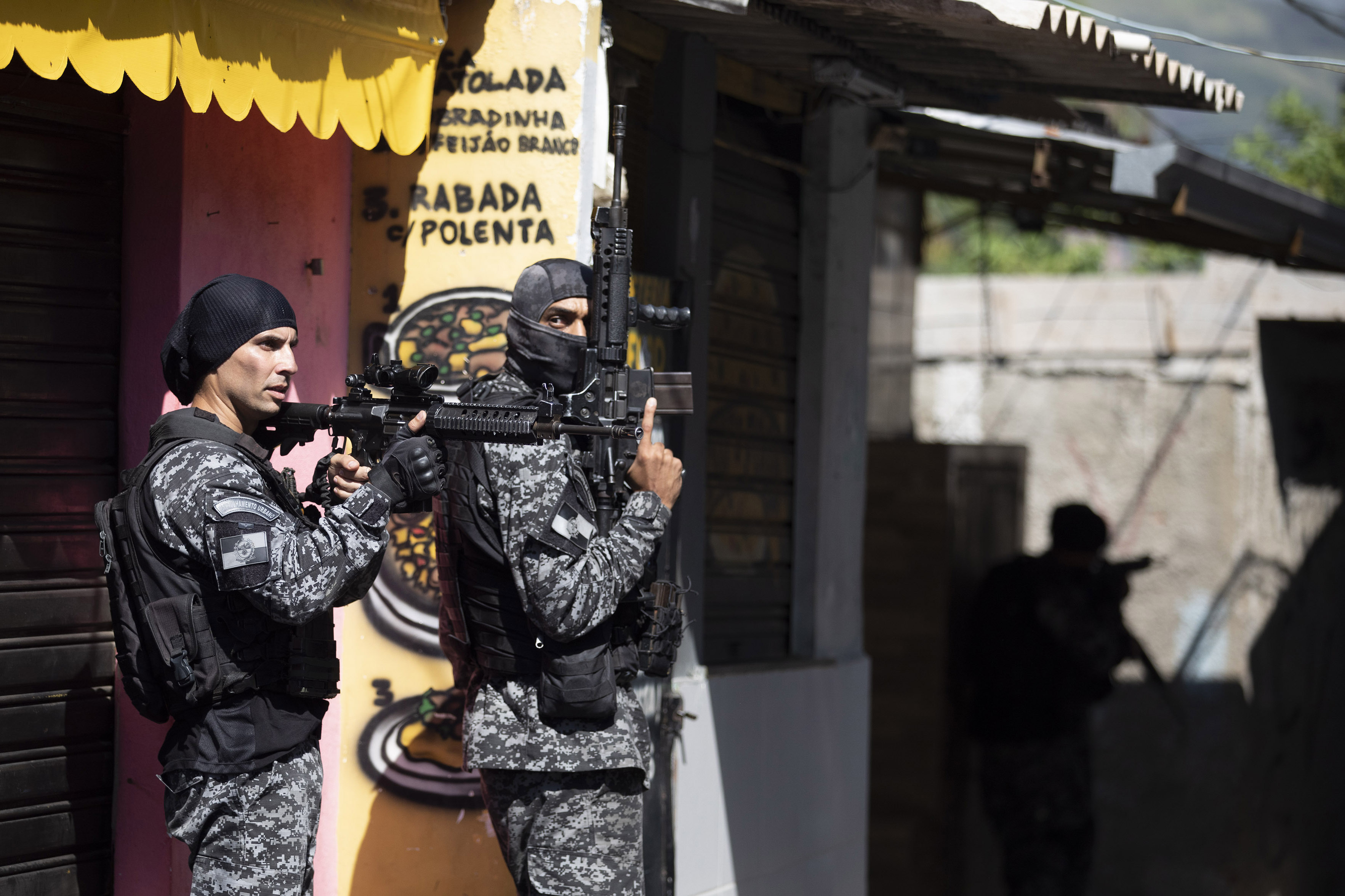 Police conduct an operation against alleged drug traffickers in the Jacarezinho favela of Rio de Janeiro, Brazil, on May 6, 2021. (Silvia Izquierdo / Associated Press)