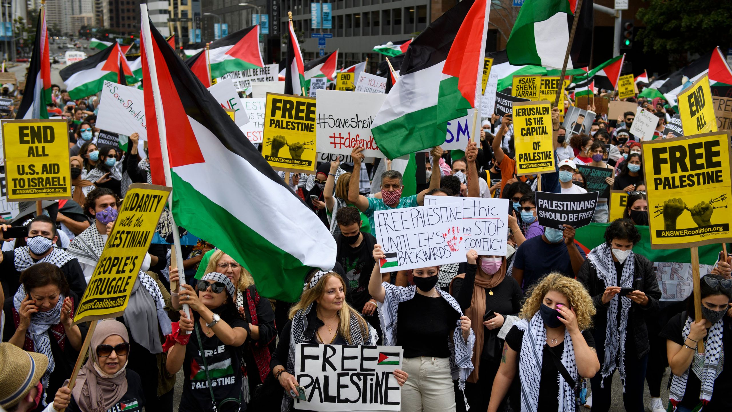 People demonstrate in support of Palestine during the Los Angeles Nakba 73: Resistance Until Liberation rally and protest from the US Federal Building to the Consulate of Israel on May 15, 2021 in Los Angeles. (Patrick T. Fallon/AFP via Getty Images)