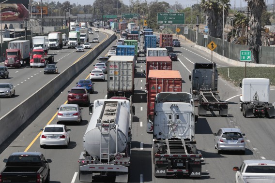 The 710 Freeway is seen from West Anaheim Street in Long Beach on May 27, 2021. (Robert Gauthier / Los Angeles Times)