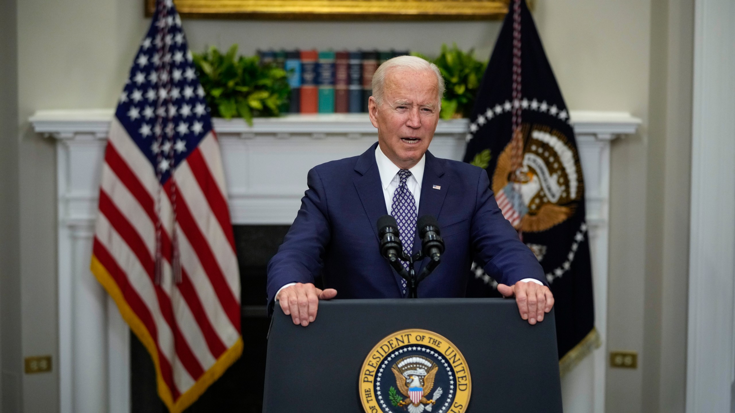 U.S. President Joe Biden speaks about the situation in Afghanistan in the Roosevelt Room of the White House on Aug. 24, 2021. (Drew Angerer/Getty Images)