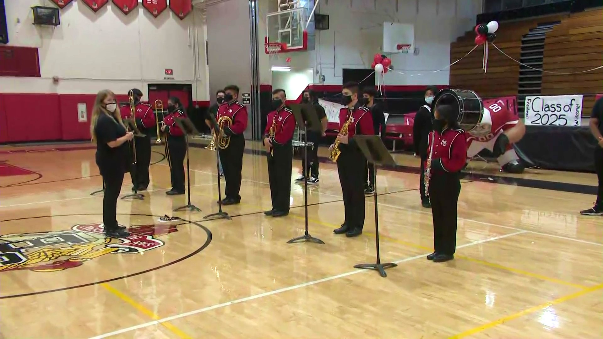 Band members perform as students prepare for the first day of in-person classes on Aug. 2, 2021. (KTLA)