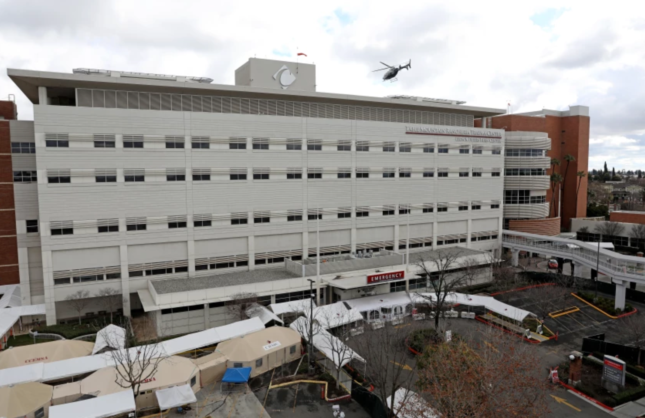 Community Regional Medical Center in Fresno has been strained by the fourth pandemic wave.(Gary Coronado / Los Angeles Times)