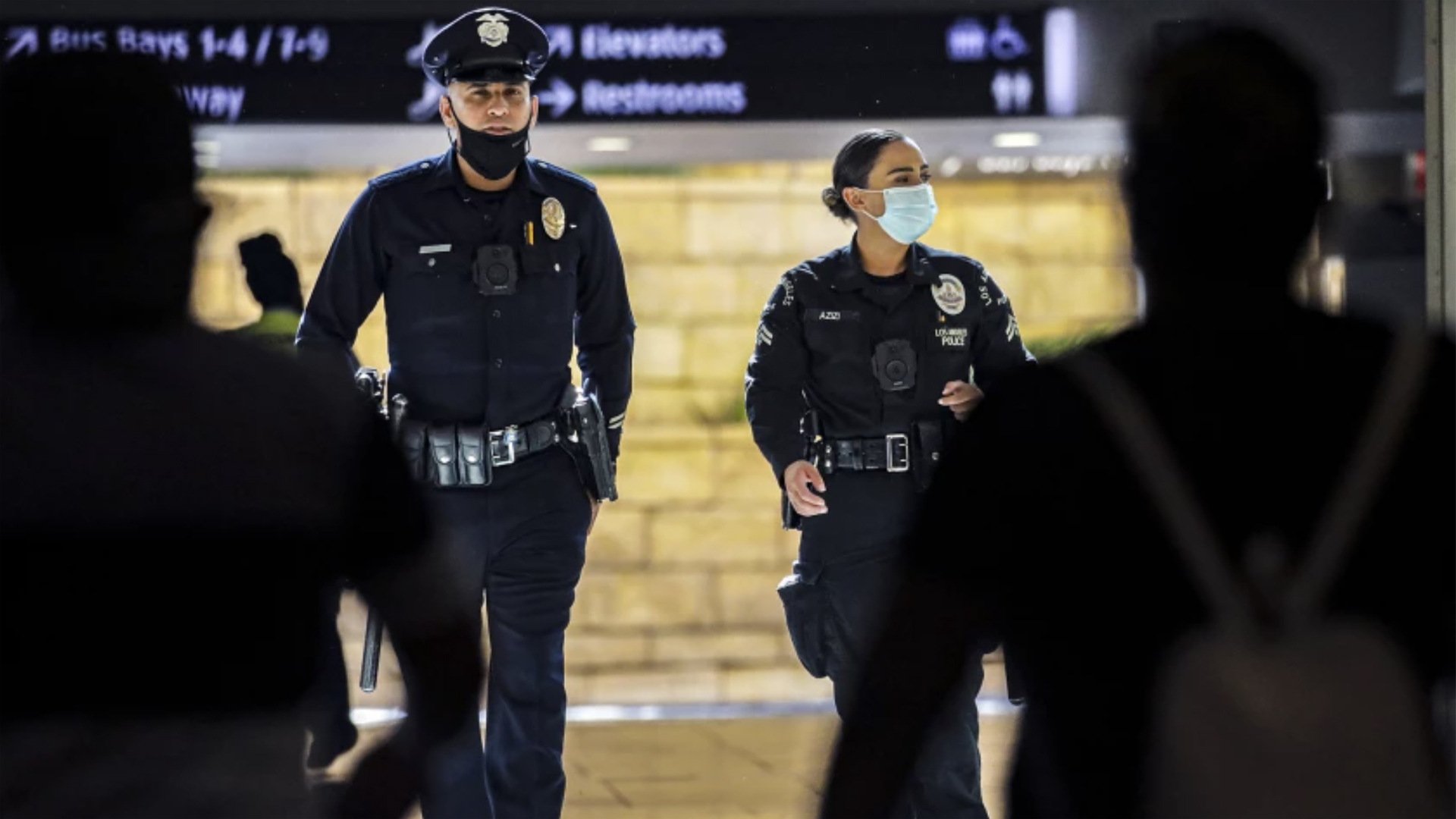 LAPD officers patrol Union Station in August 2021.(Irfan Khan/Los Angeles Times)