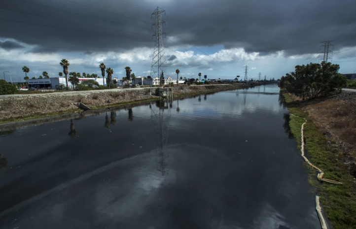 A view of the Dominguez Channel from Avalon Boulevard. A foul odor is emanating from the channel and public health officials are advising Carson residents to avoid prolonged outdoor activities between 9 p.m. and 8 a.m.(Mel Melcon / Los Angeles Times)