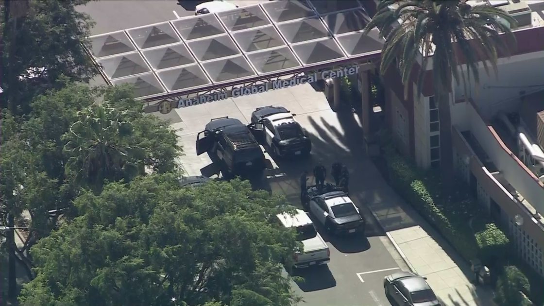 Police converged at Anaheim Global Medical Center after a threat was called in on Nov. 12, 2021. (KTLA)