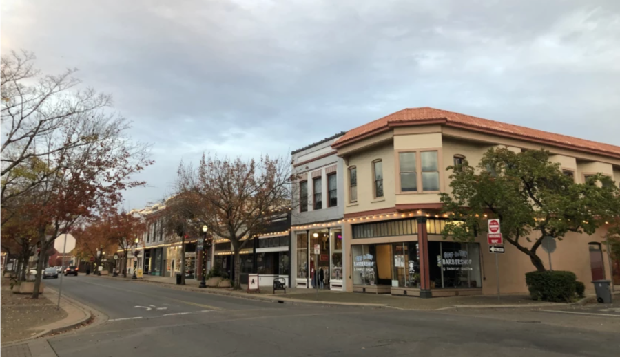 Montgomery Street, in downtown Oroville, is seen at dusk in this undated photo.(Hailey Branson-Potts / Los Angeles Times)