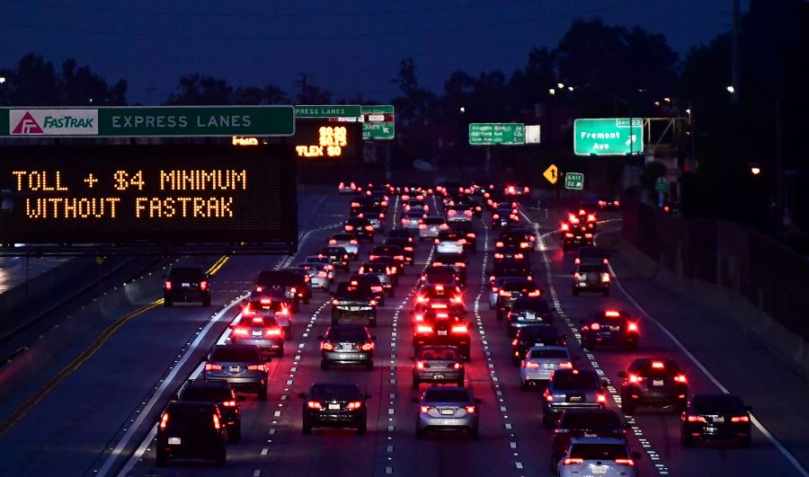 Vehicles head east on the 10 freeway in Alhambra on May 27, 2021. (FREDERIC J. BROWN/AFP via Getty Images)