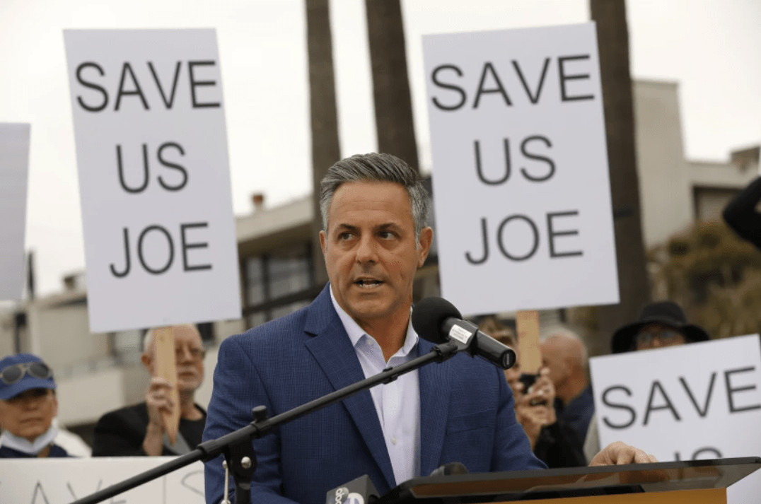 Councilman Joe Buscaino, an L.A. mayoral candidate, addresses the homelessness crisis last year at the Venice Beach boardwalk.(Al Seib / Los Angeles Times)