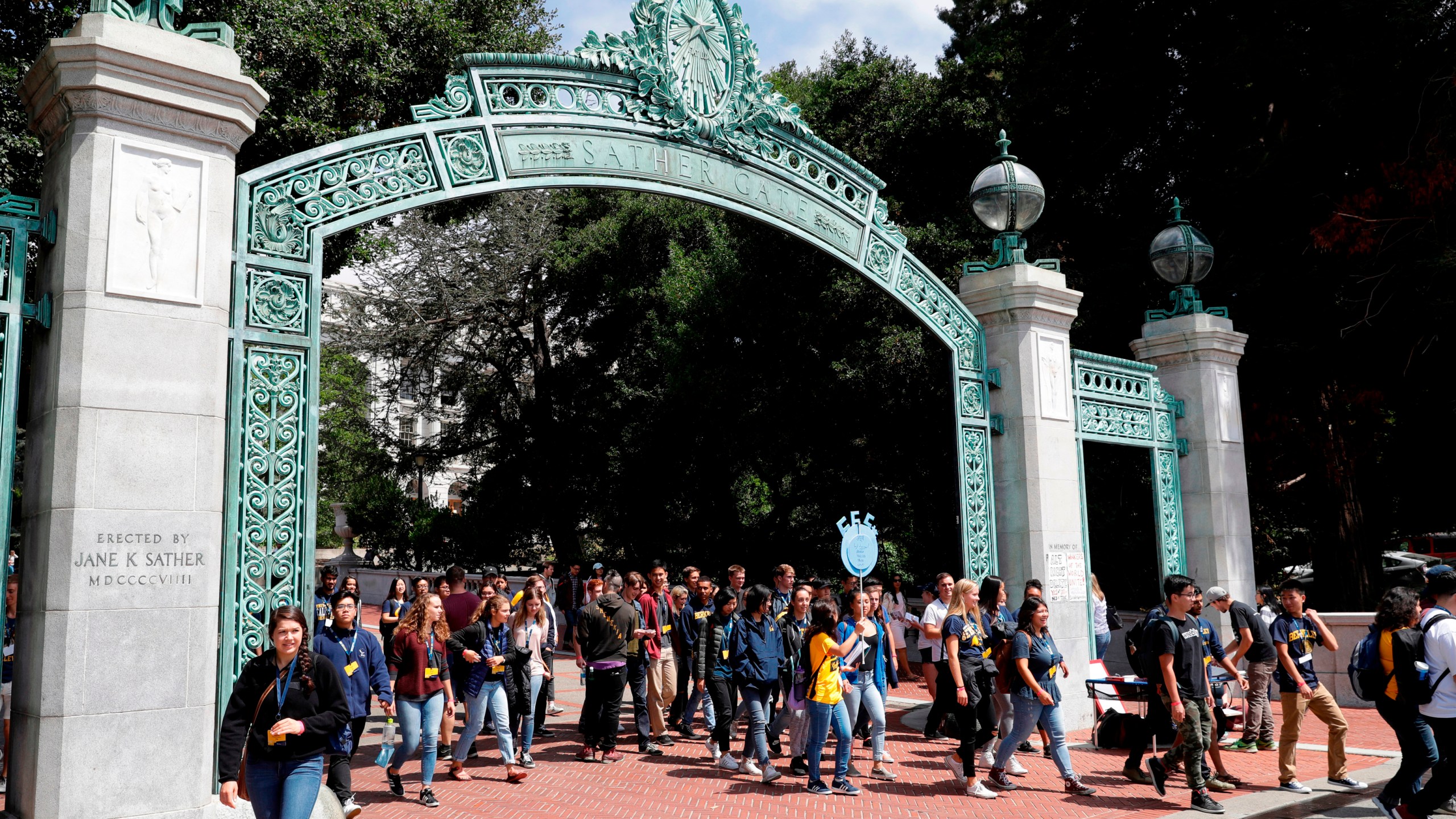 In this Aug. 15, 2017, photo, students walk on the University of California, Berkeley campus. (AP Photo/Marcio Jose Sanchez, File)