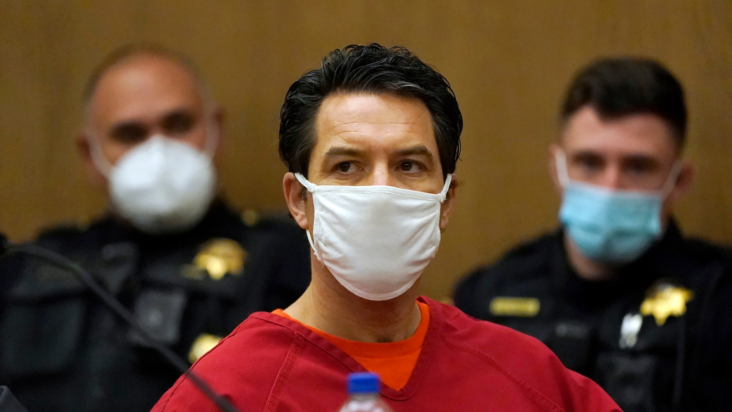 Scott Peterson listens during a hearing at the San Mateo County Superior Court in Redwood City on Feb. 25, 2022. (Jeff Chiu/Associated Press)