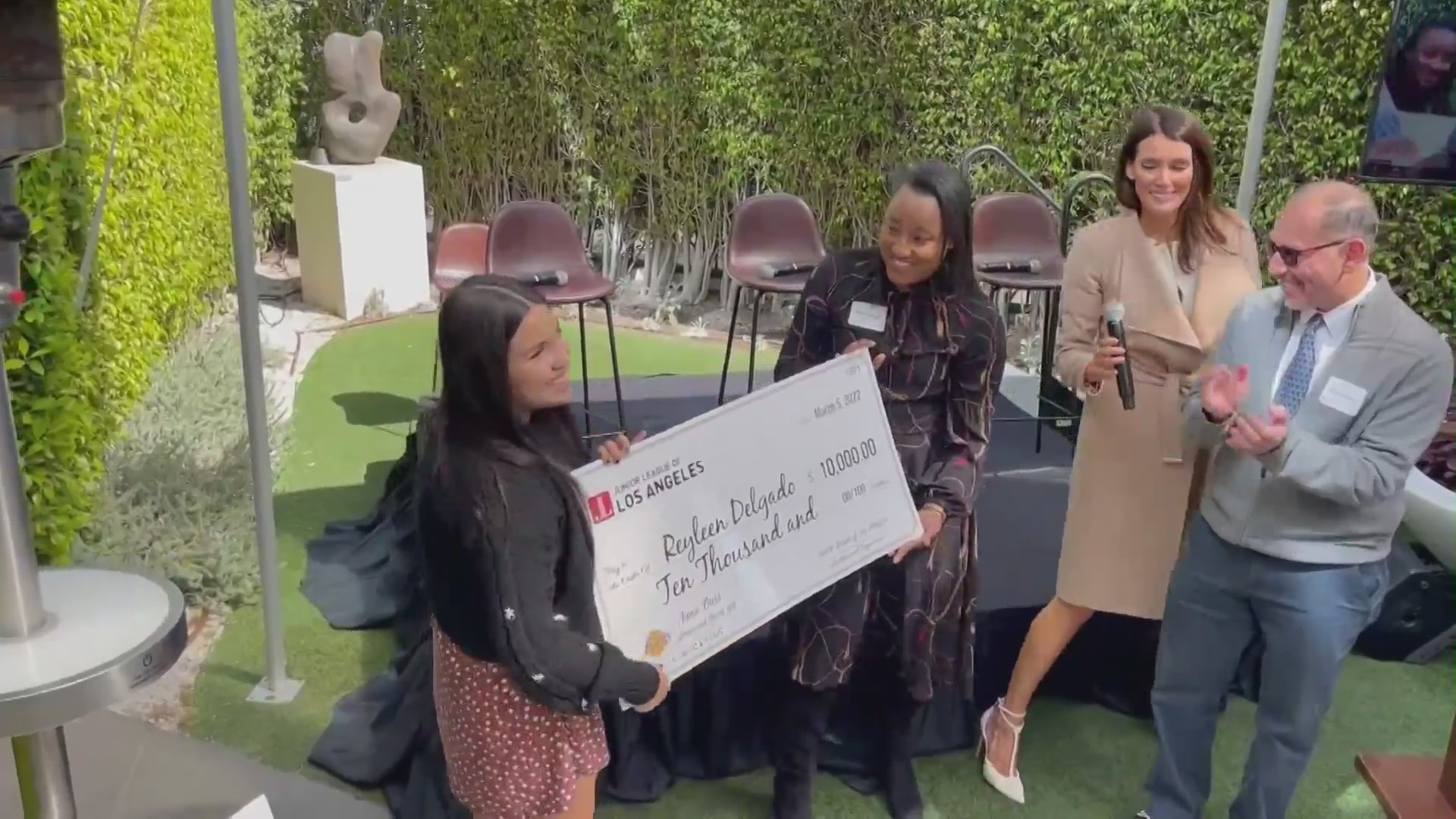 The Junior League of Los Angeles awarded $35,000 in scholarships to foster youth on March 5, 2022. (KTLA)