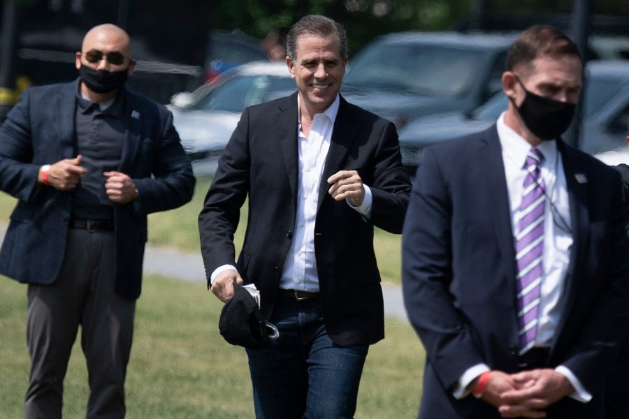 Hunter Biden walks to Marine One on the Ellipse outside the White House May 22, 2021. (Brendan Smialowski AFP via Getty Images)