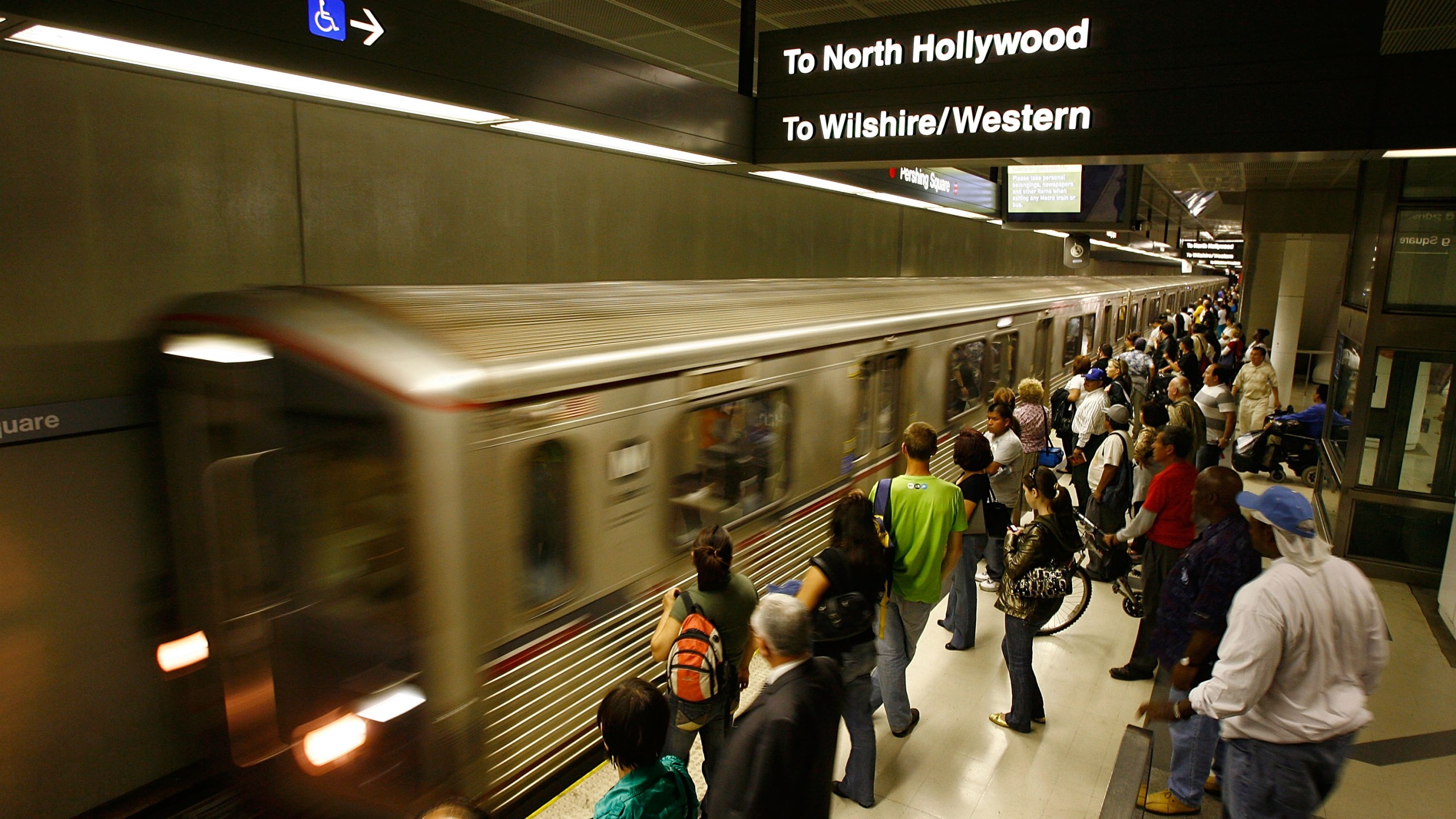 Passengers wait for Metro Rail subway trains during rush hour June 3, 2008 in Los Angeles. (David McNew/Getty Images)