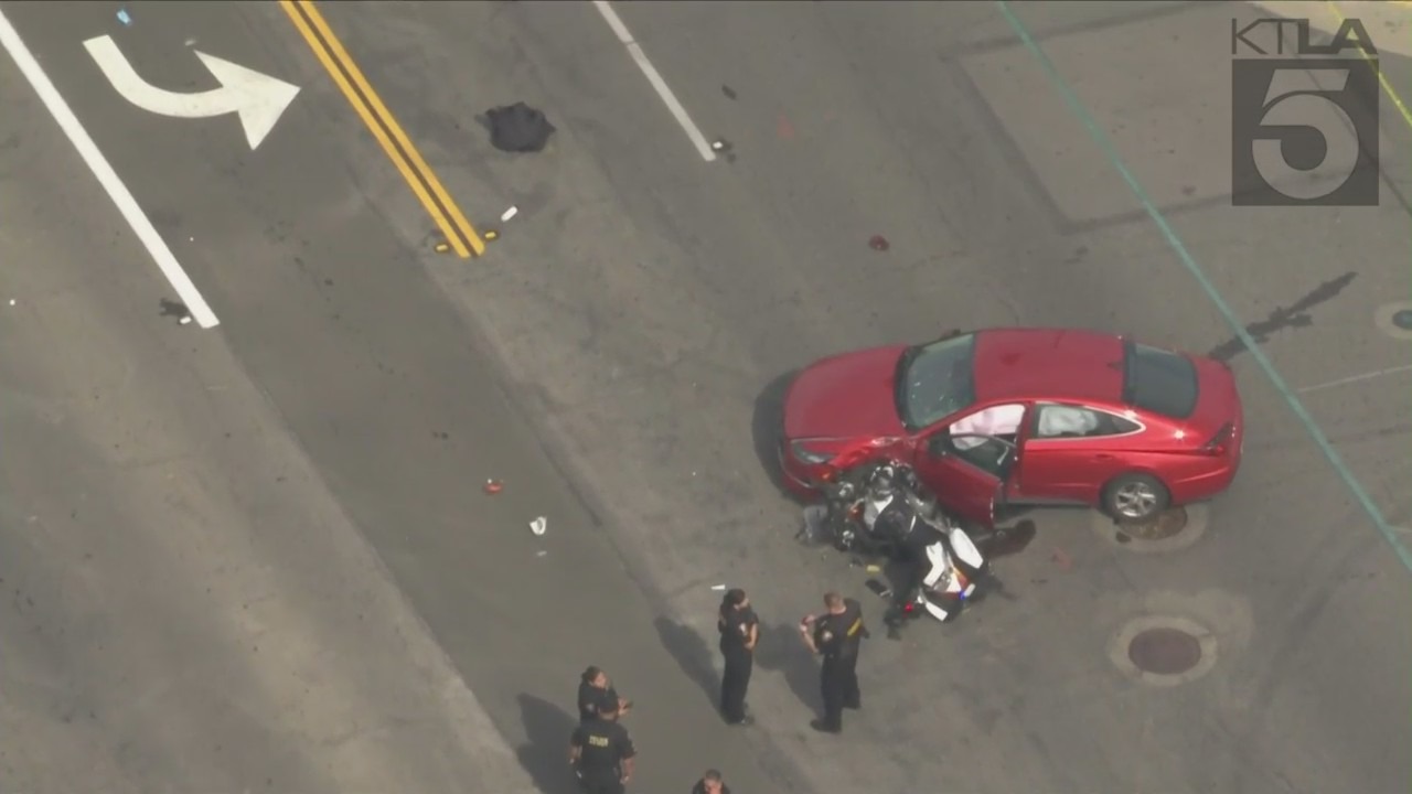 A Pasadena police officer was hurt in a traffic collision on May 27, 2022. (KTLA)