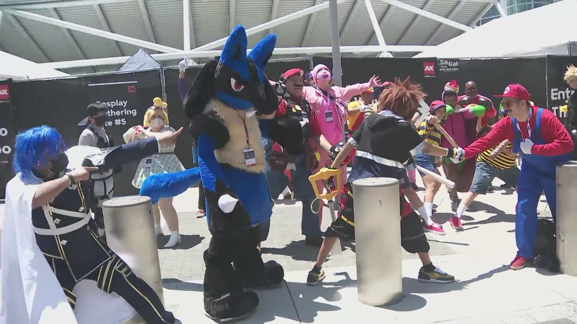 Fans and cosplayers attended the Anime Expo in downtown Los Angeles on July 1, 2022. (KTLA)