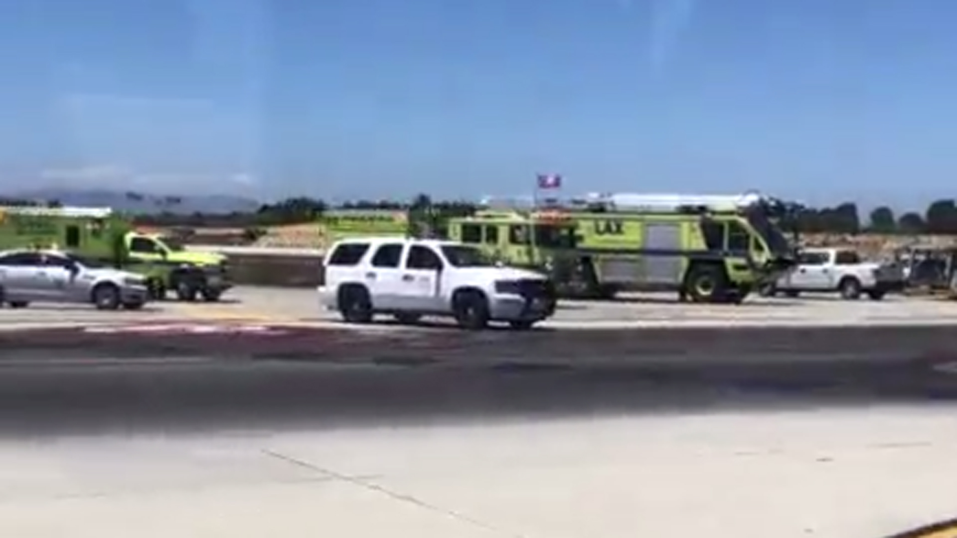 The Los Angeles Fire Department responds to LAX after a Delta plane lands safely despite an issue with its tires on July 19, 2022. (Courtesy)