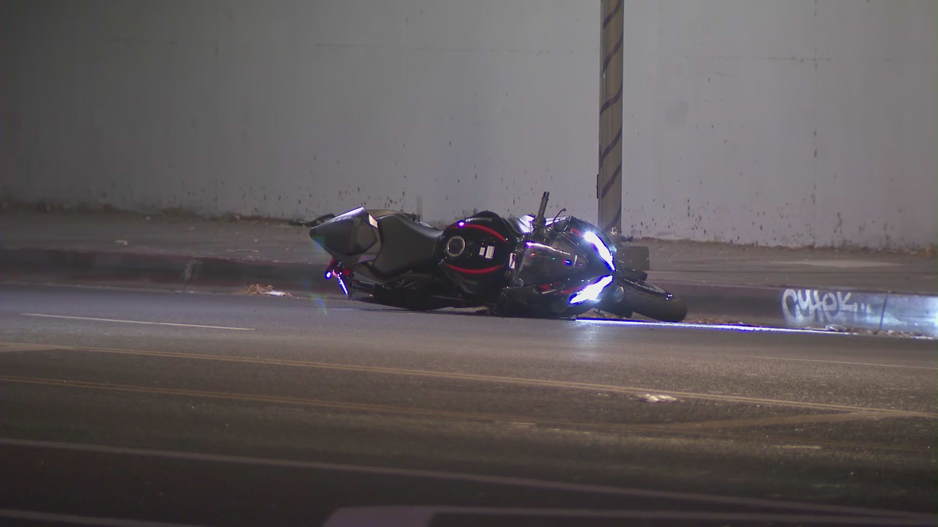 A motorcyclist was killed in a hit-and-run crash in Mid-City on Sept. 25, 2022. (KTLA)