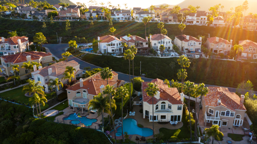 Southern California suburban neighborhood houses