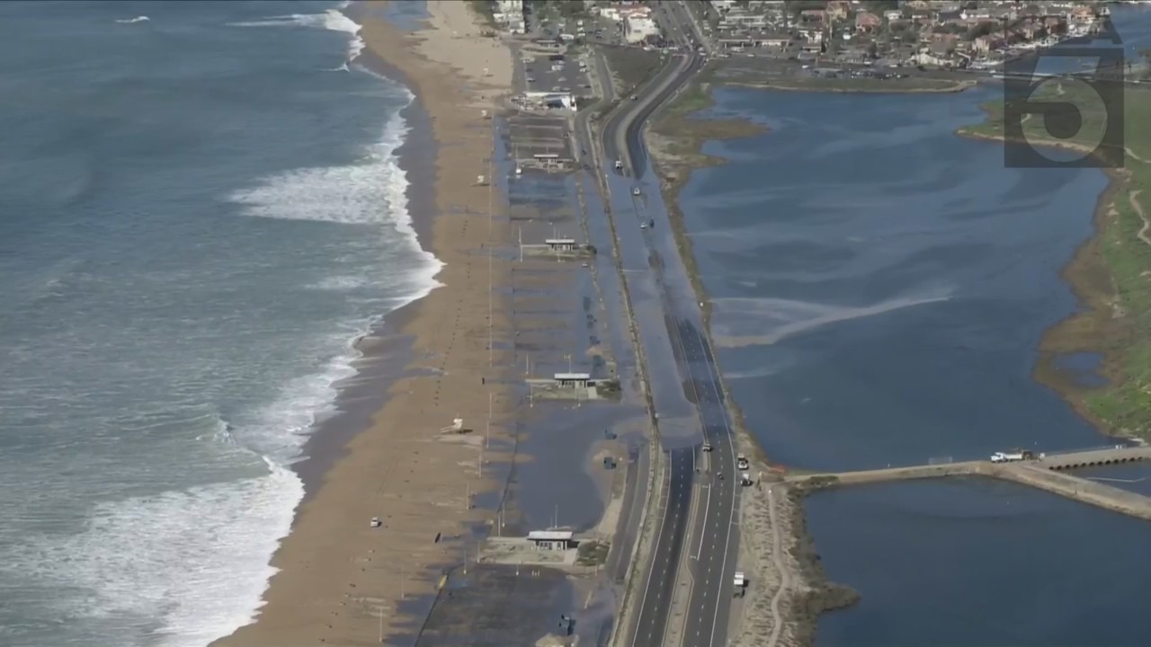 Flooding closed the PCH in Huntington Beach on Jan. 24, 2023. (KTLA)