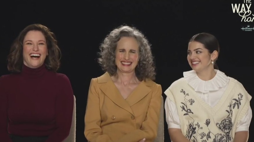 Andie MacDowell, Chyler Leigh, and Sadie Laflamme