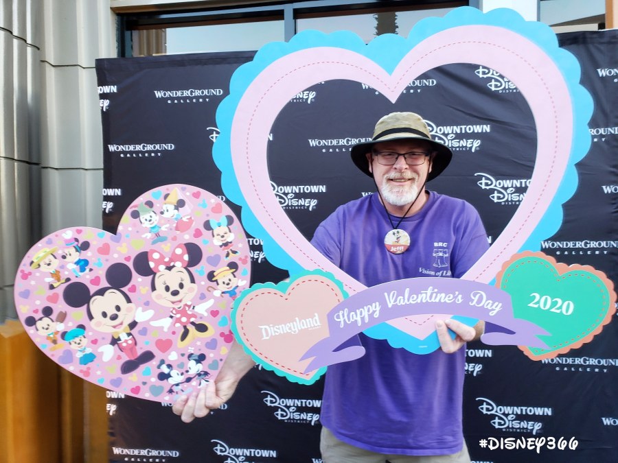 Disneyland fan sets record for 'most consecutive visits' to the park