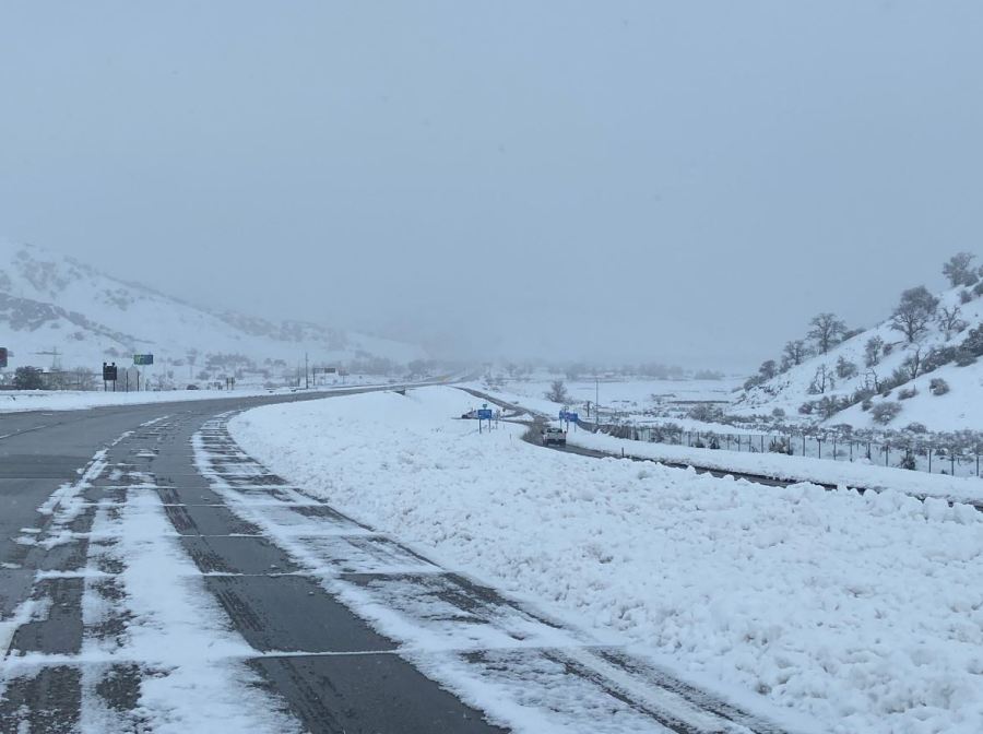 Roads along the 5 Freeway in the Tejon Pass/Grapevine will remain closed overnight due to dangerous conditions. 