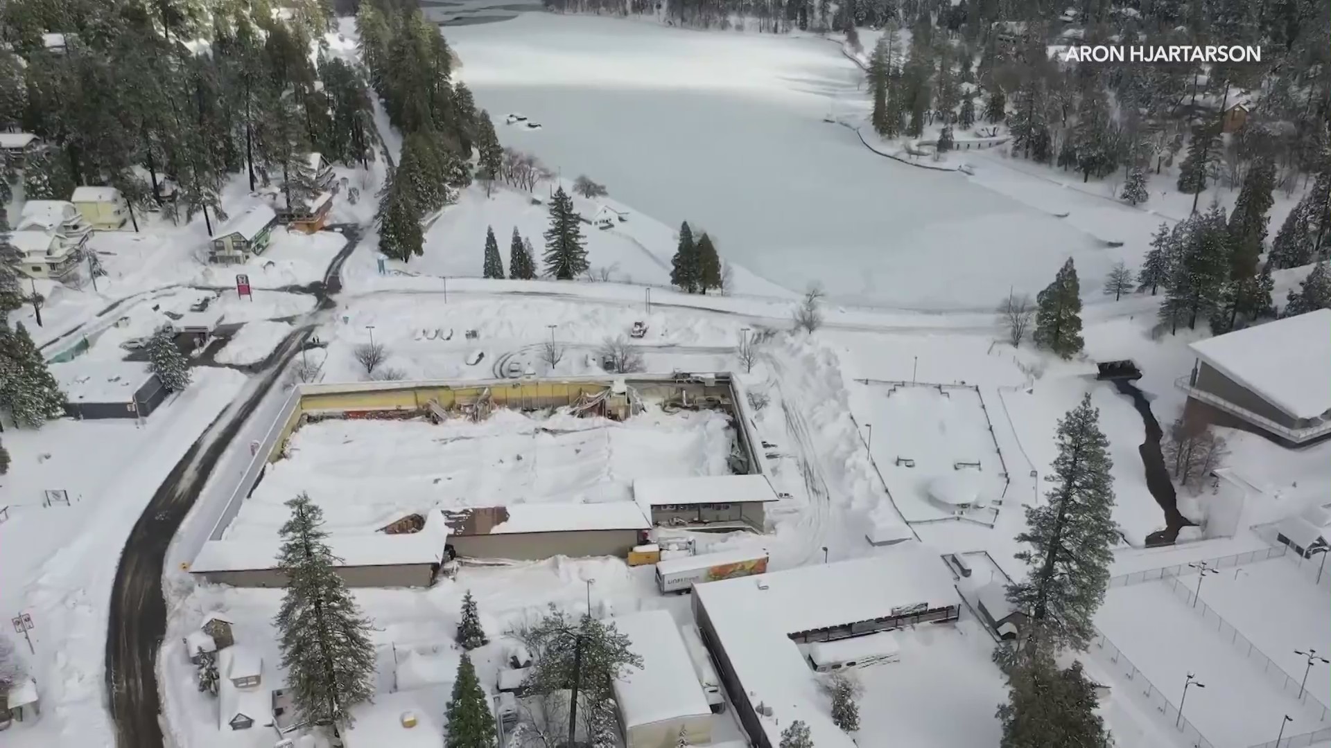 The roof of Goodwin's Market, the only grocery store in Crestline, collapsed under the weight of snow on Mar. 1, 2023, forcing the store to close. (Aron Hjartsason)