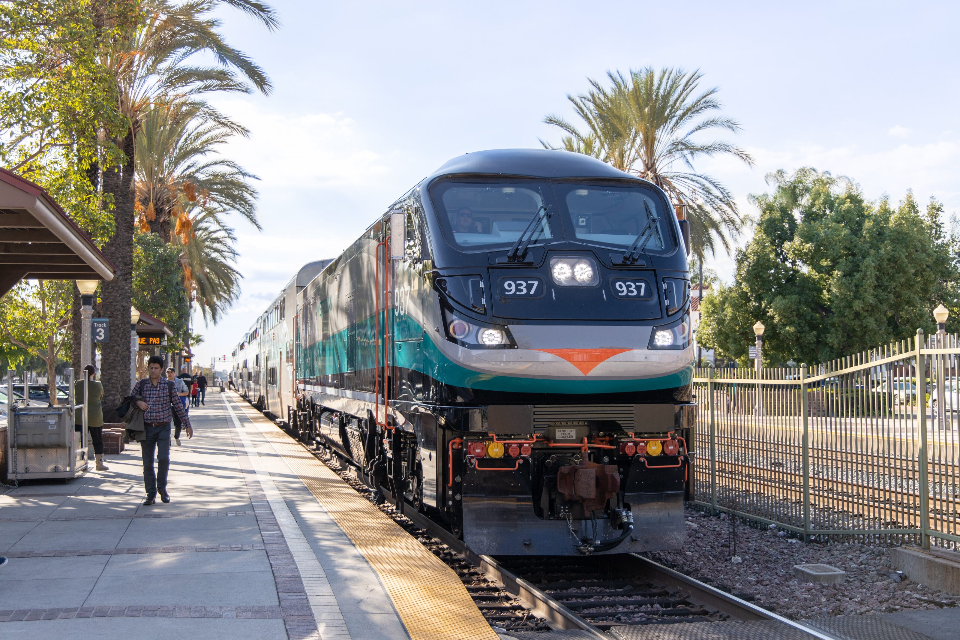 Metrolink train