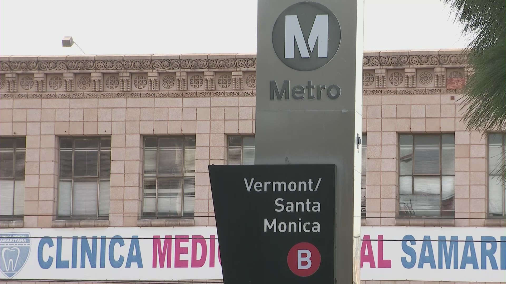 The entrance to the Metro Red Line subway station at Vermont/Santa Monica. (KTLA)