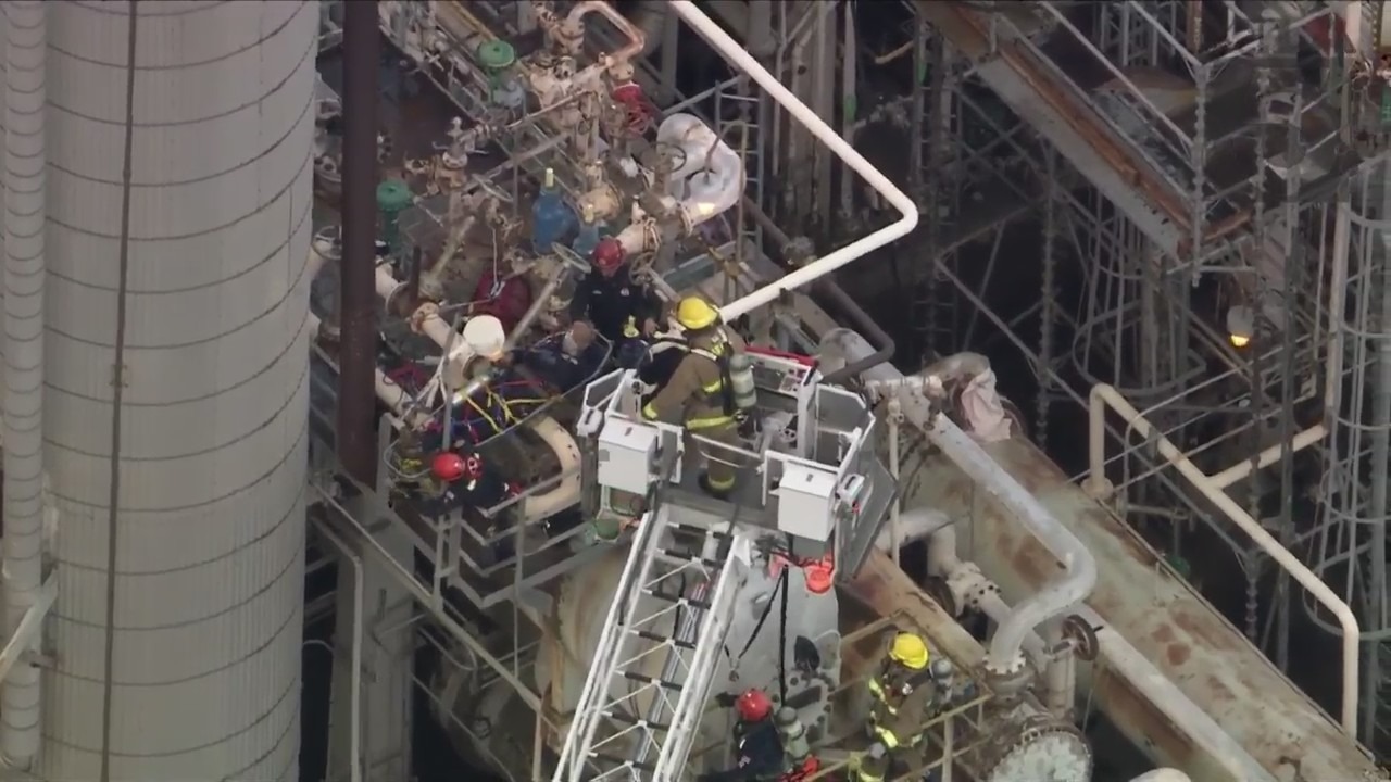 The Los Angeles Fire Department responded to a reported gas leak in Wilmington on May 4, 2023. (KTLA)