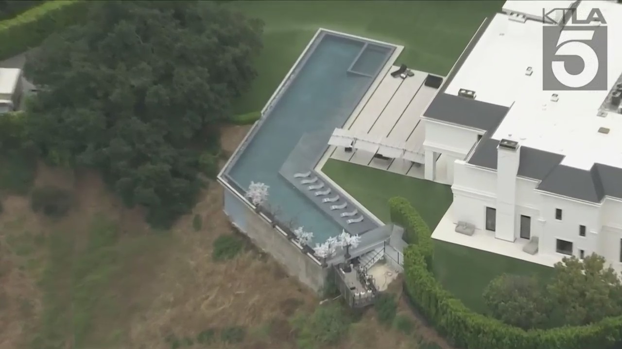 Jennifer Lopez and Ben Affleck’s new Beverly Hills home purchased for $60,850,000 on May 31, 2023. (KTLA)