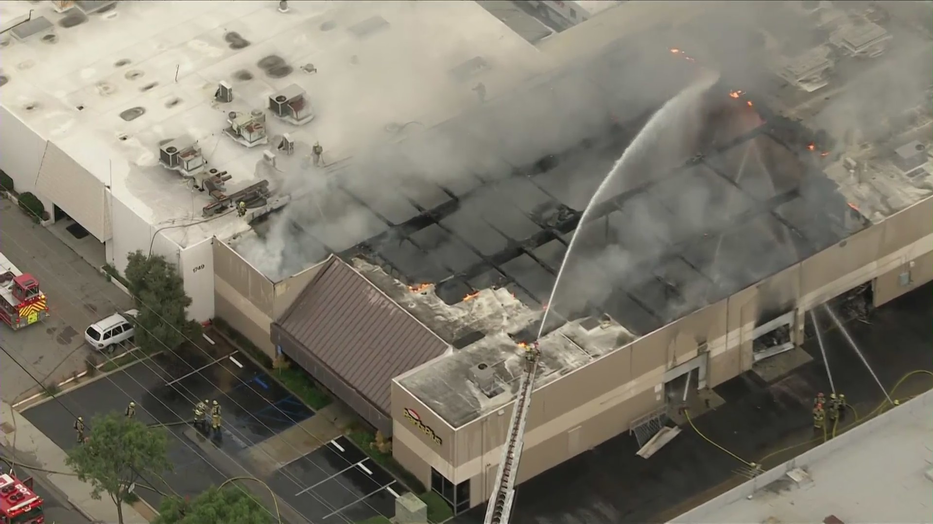 A commercial building in Signal Hill burned on June 1, 2023. (KTLA)