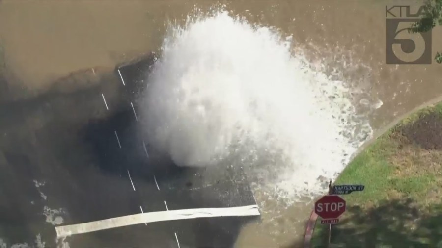 A massive water main break flooded a neighborhood in Sherman Oaks on July 28, 2023. (KTLA)