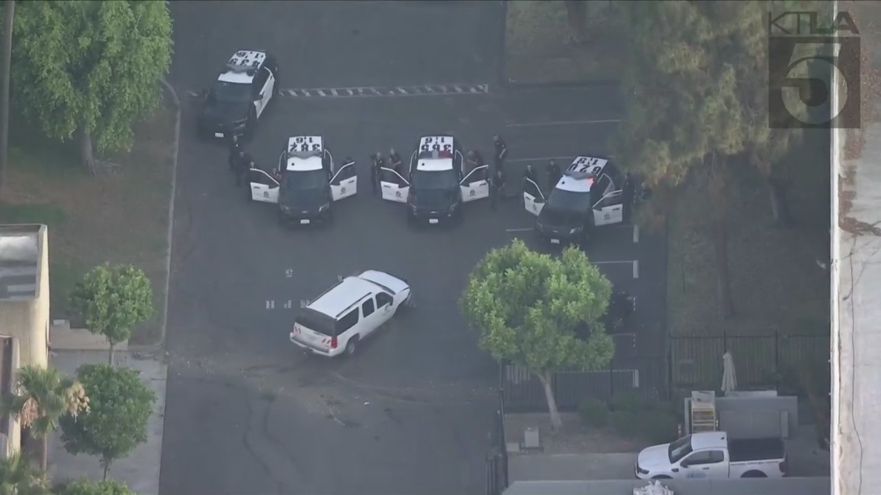 Pursuit standoff in L.A.