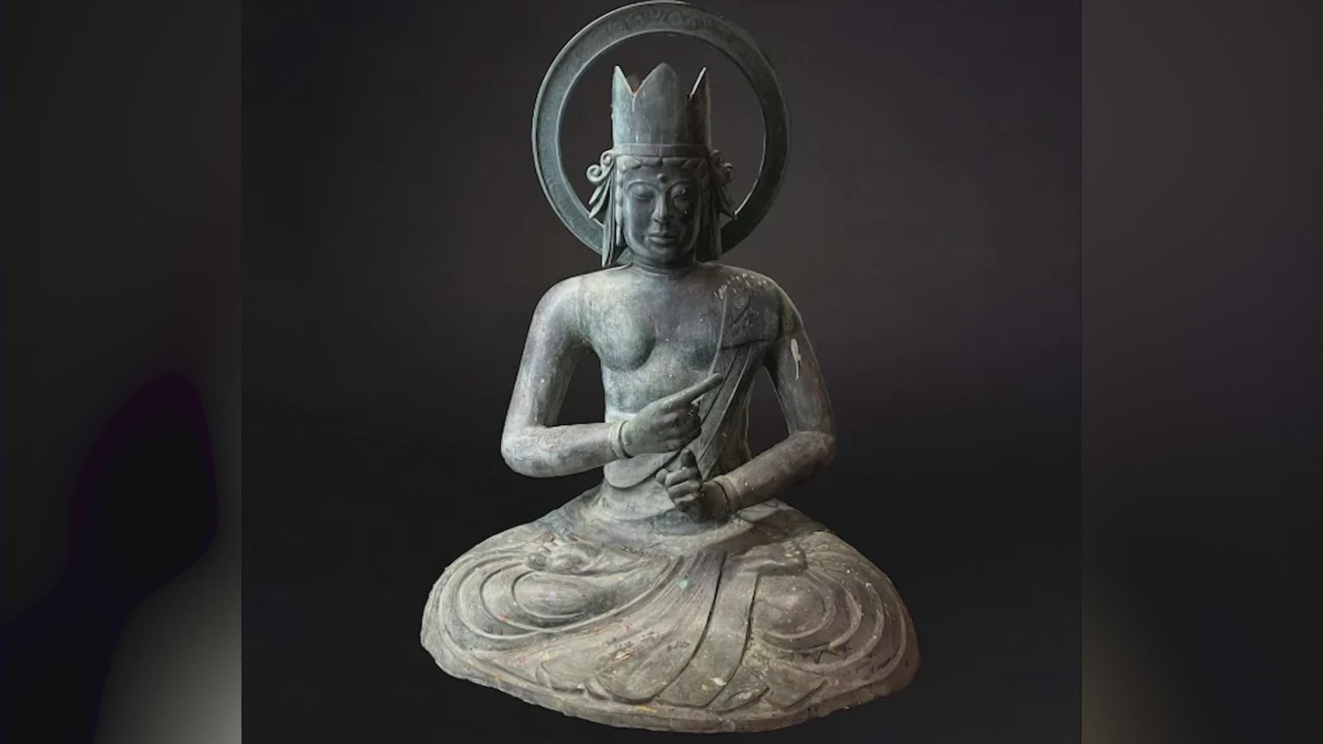 Historical bronze Buddha statue worth $1.5 million stolen from the Barakat Gallery in Los Angeles on Sept. 18, 2023. (Barakat Gallery)