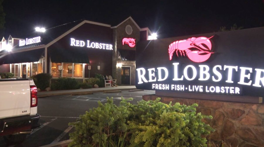 Police are investigating after a woman was stabbed as a Red Lobster in West Hills on Sept. 7, 2023. (KTLA)